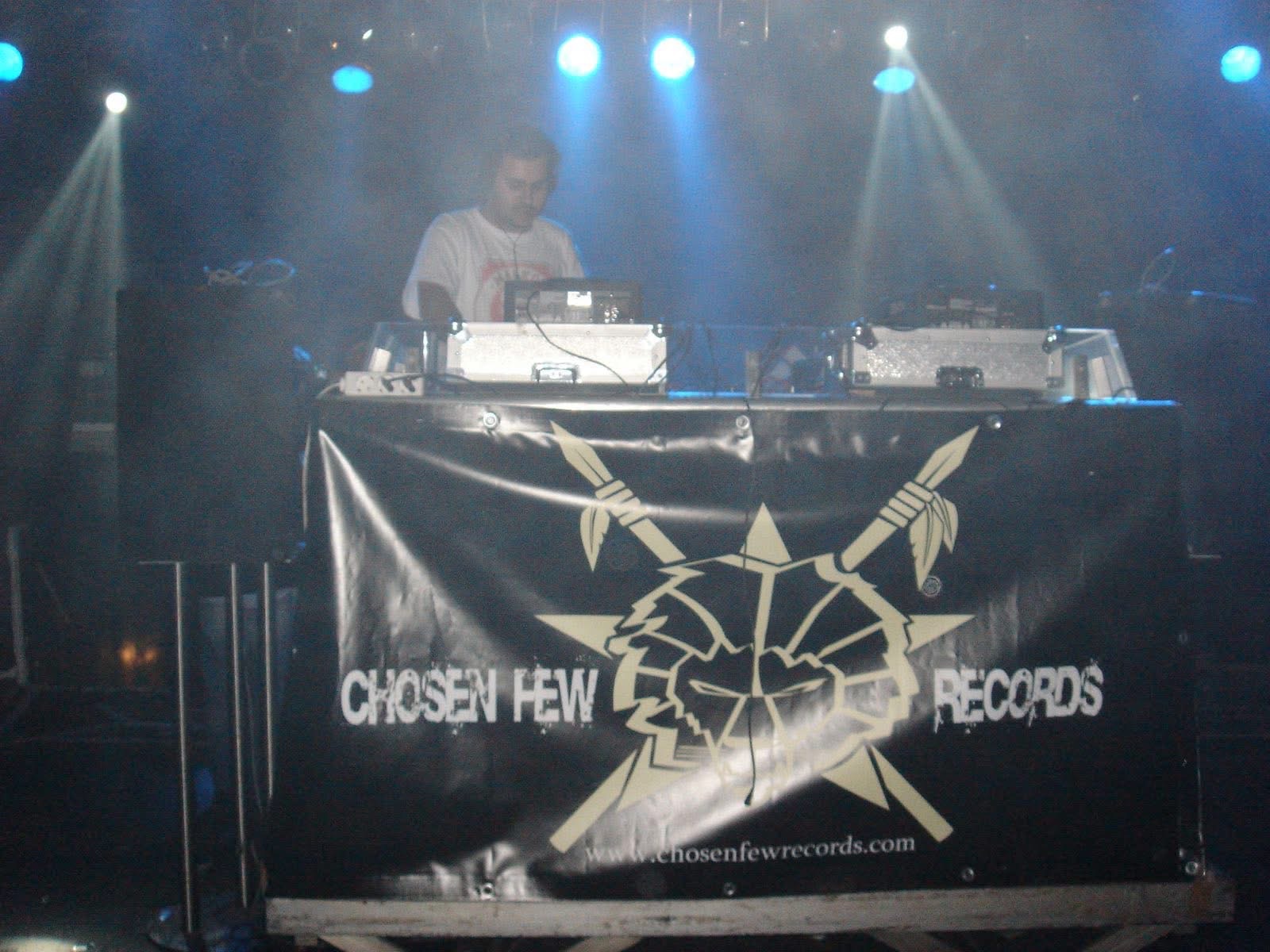 DJ Farhot when he was Chosenfew’s DJ — life on the decks, crew by the van